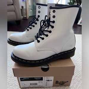 Dr. Martens 1460 Smooth Leather Lace Up Boots, Size 8